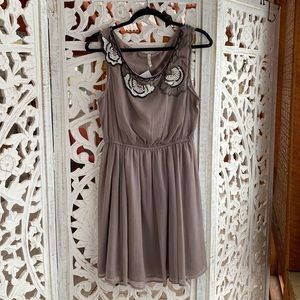 Flirty Gauzy Sequin & Beaded Purple-Grey Dress – Willow & Clay – Small